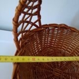 Woven wicker basket