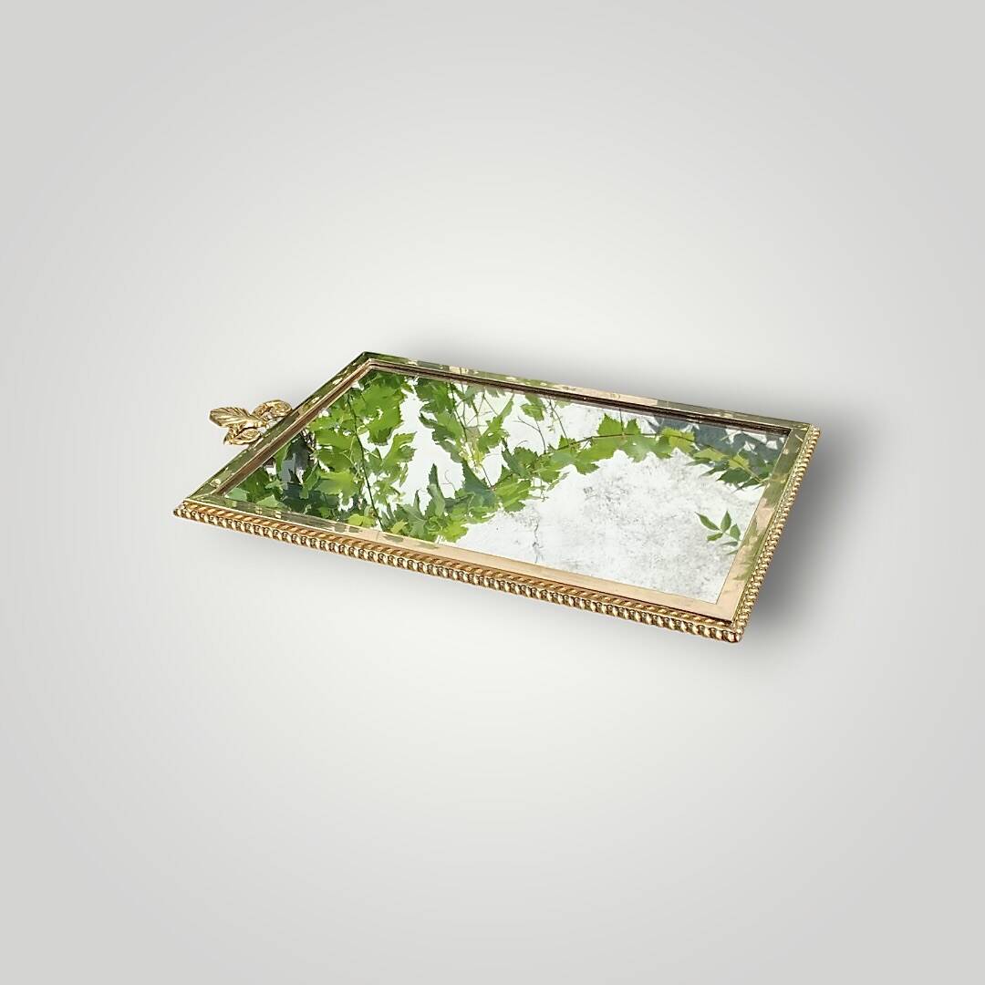 Antique Solid Brass Gilt Wall Mirror – 3.750 kg – Hollywood Regency