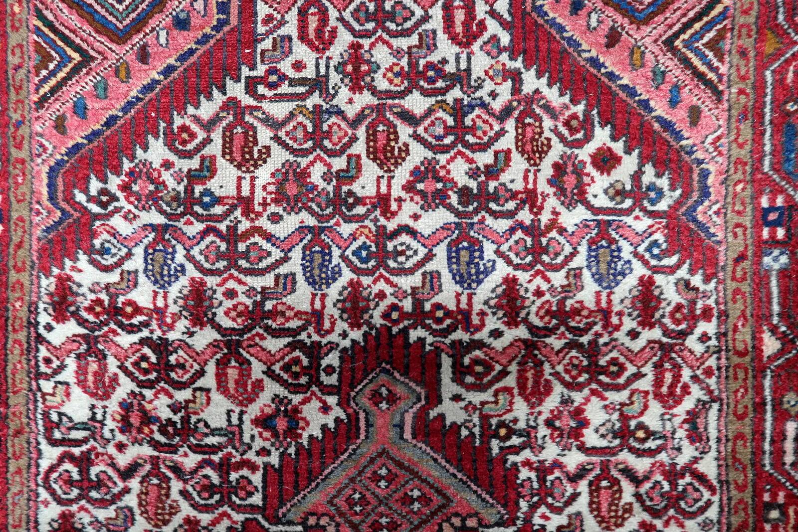 Antique Persian Hamadan rug 104cm x 171cm 1920s