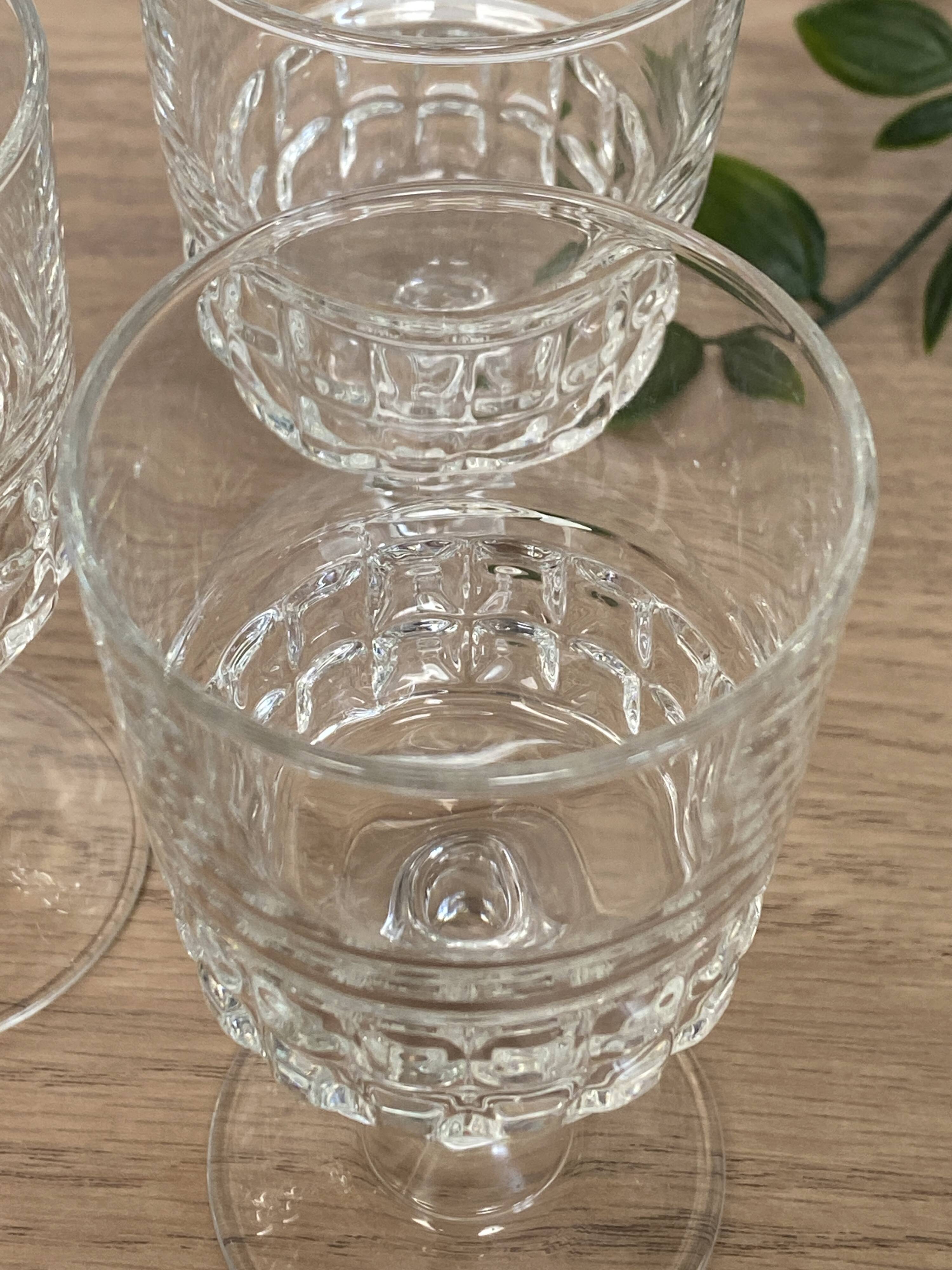 Set of 3 Luminarc Quadrille wine glasses