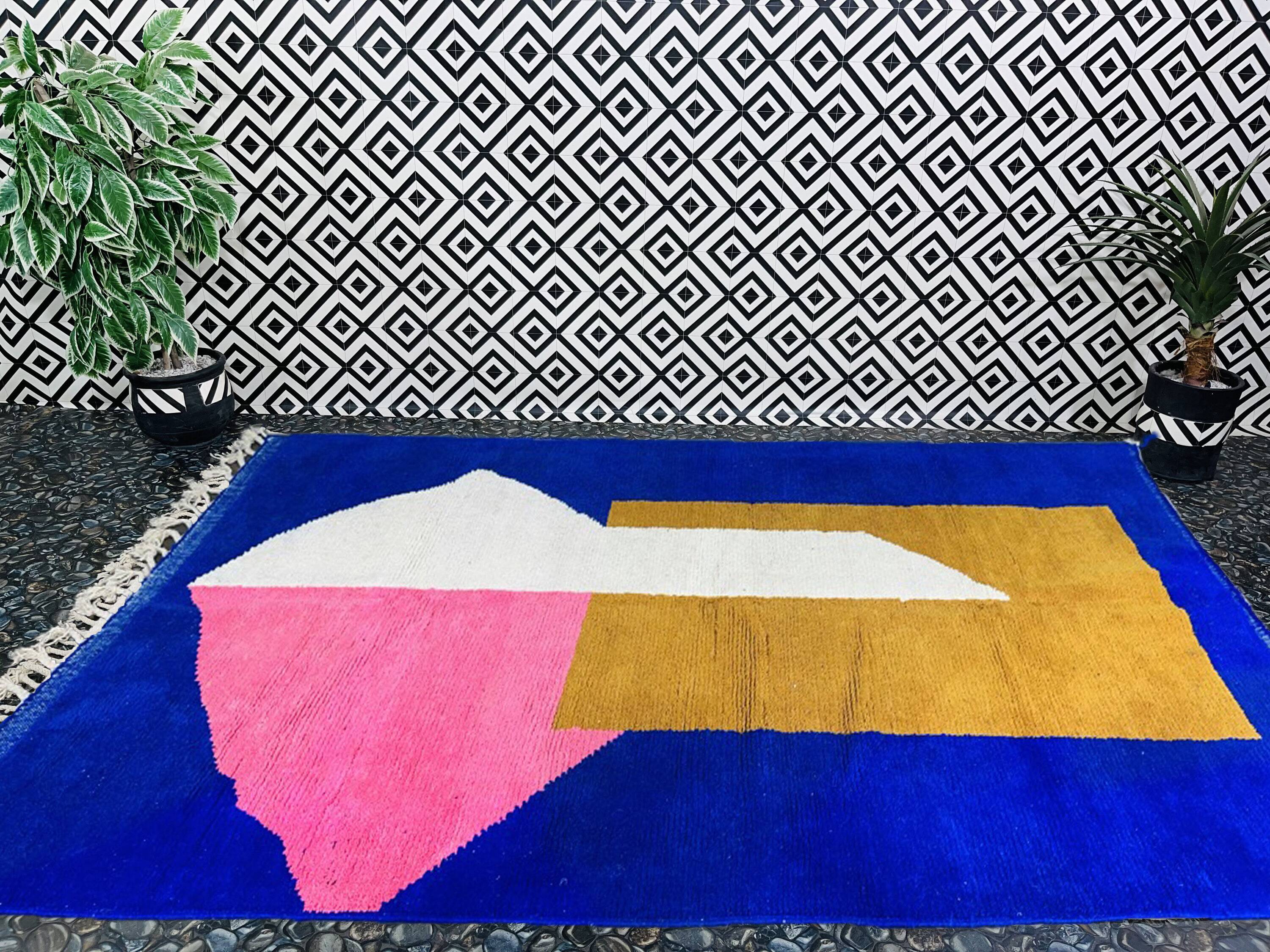 Moroccan rug in handmade wool 2.5 x 1.5 m