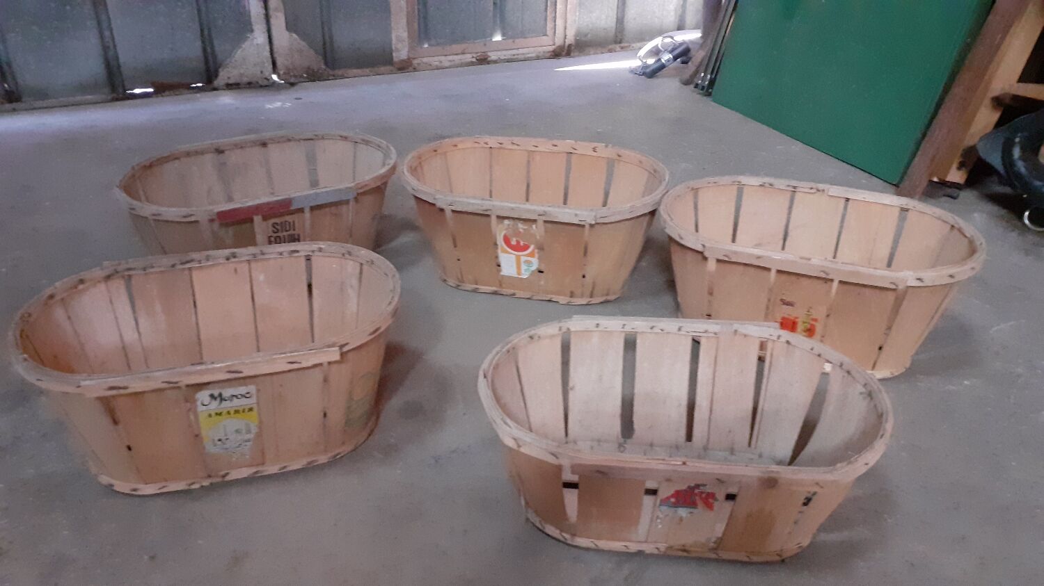 Fruit crates