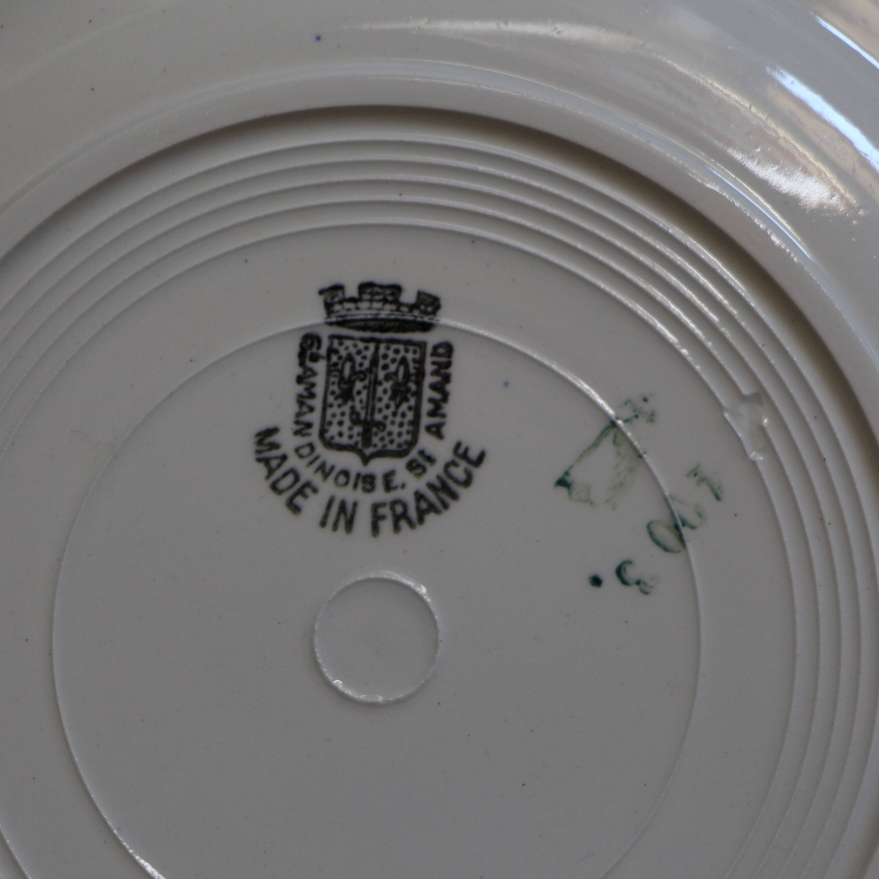 Flat plates Saint Amand