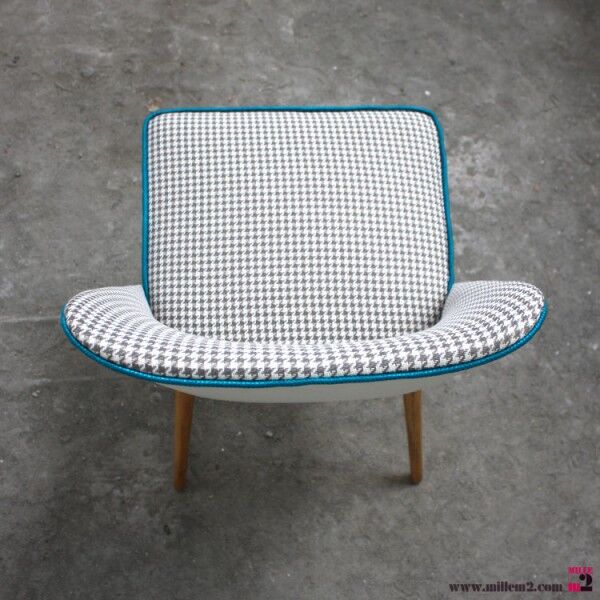 Nice Chair vintage of the 50s/60s renovated (wood, fabric, trim).