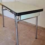 Formica extendable table & chairs