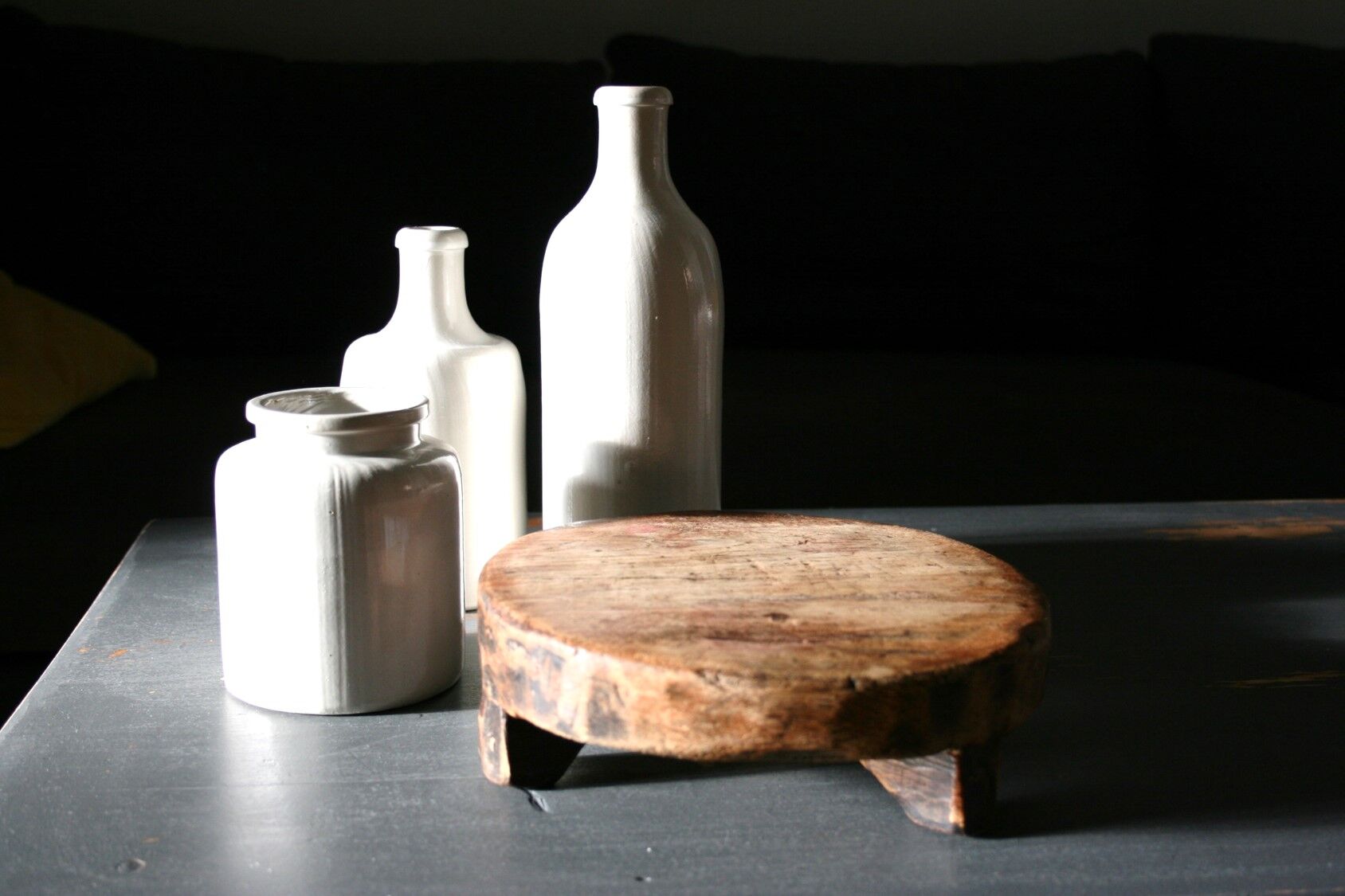 Brutalist cutting board, wooden decoration