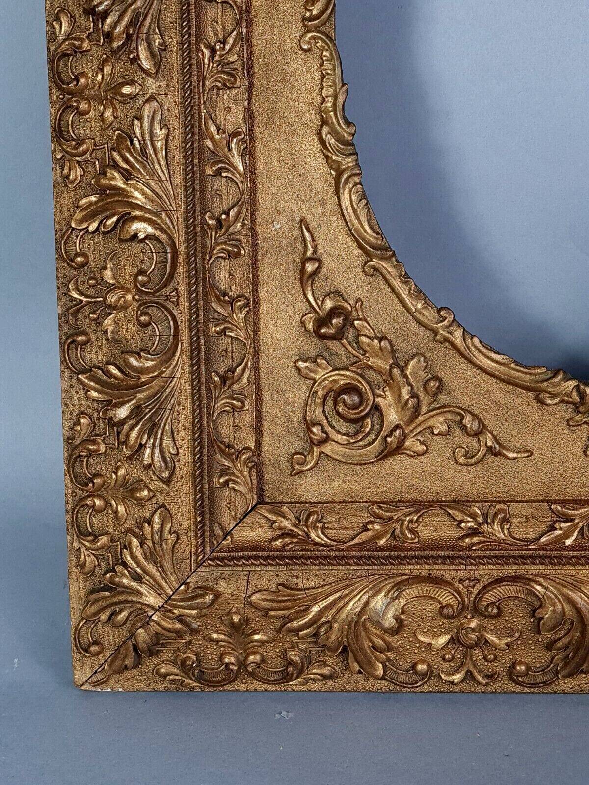 Old frame view rectangle or oval wood gilded stucco 58x48 cm SB108