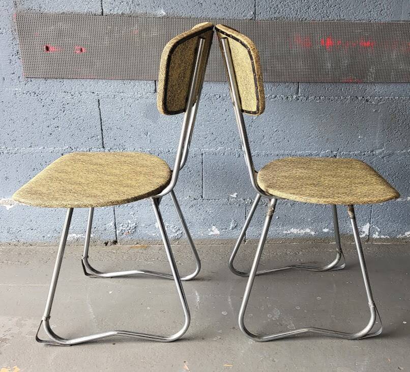 Lot de 2 chaises année 60