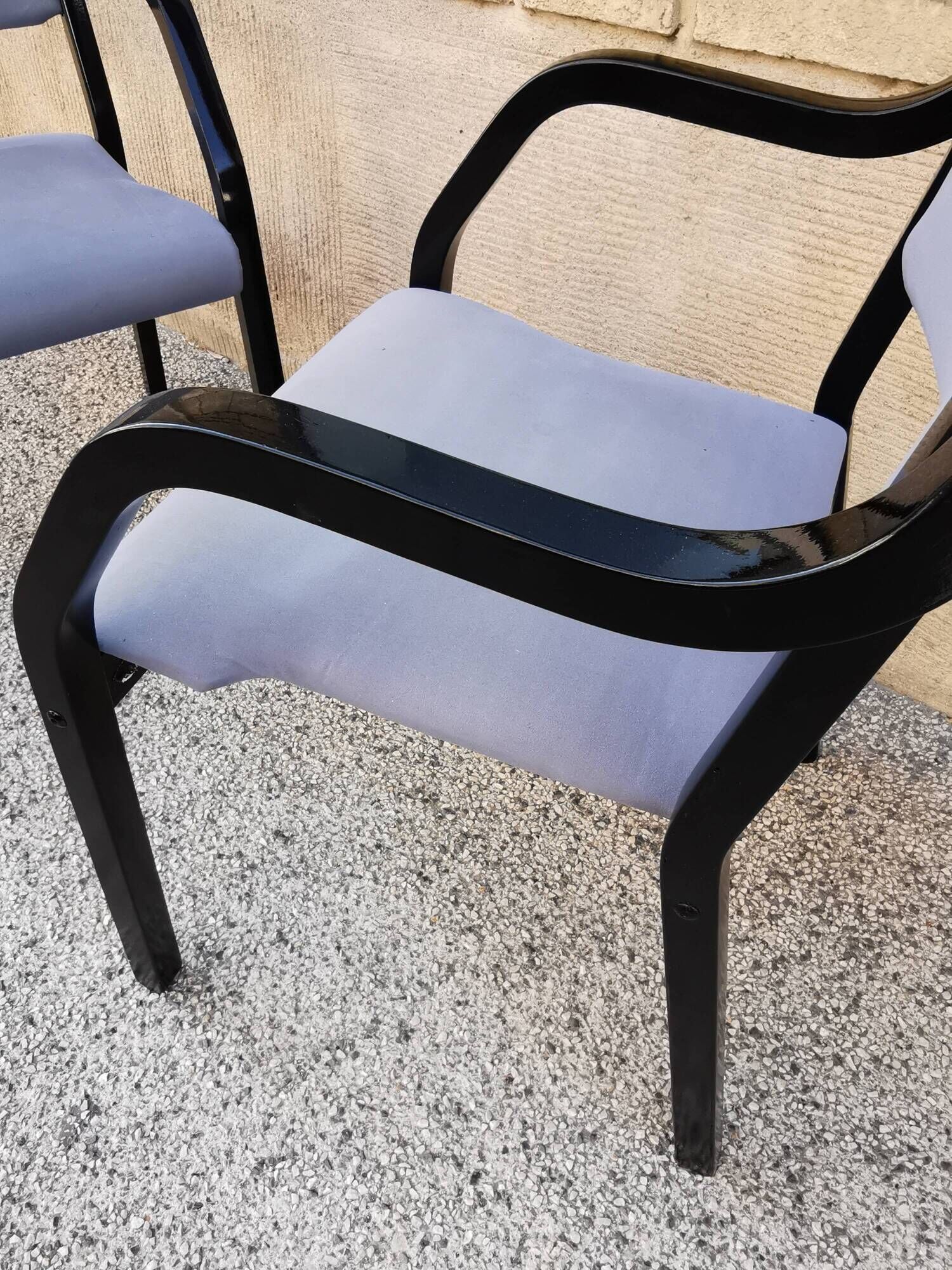 Suite de 4 fauteuils italiens vintage des années 80