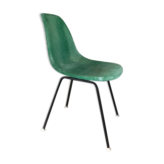 Side chair Eames en fibre de verre