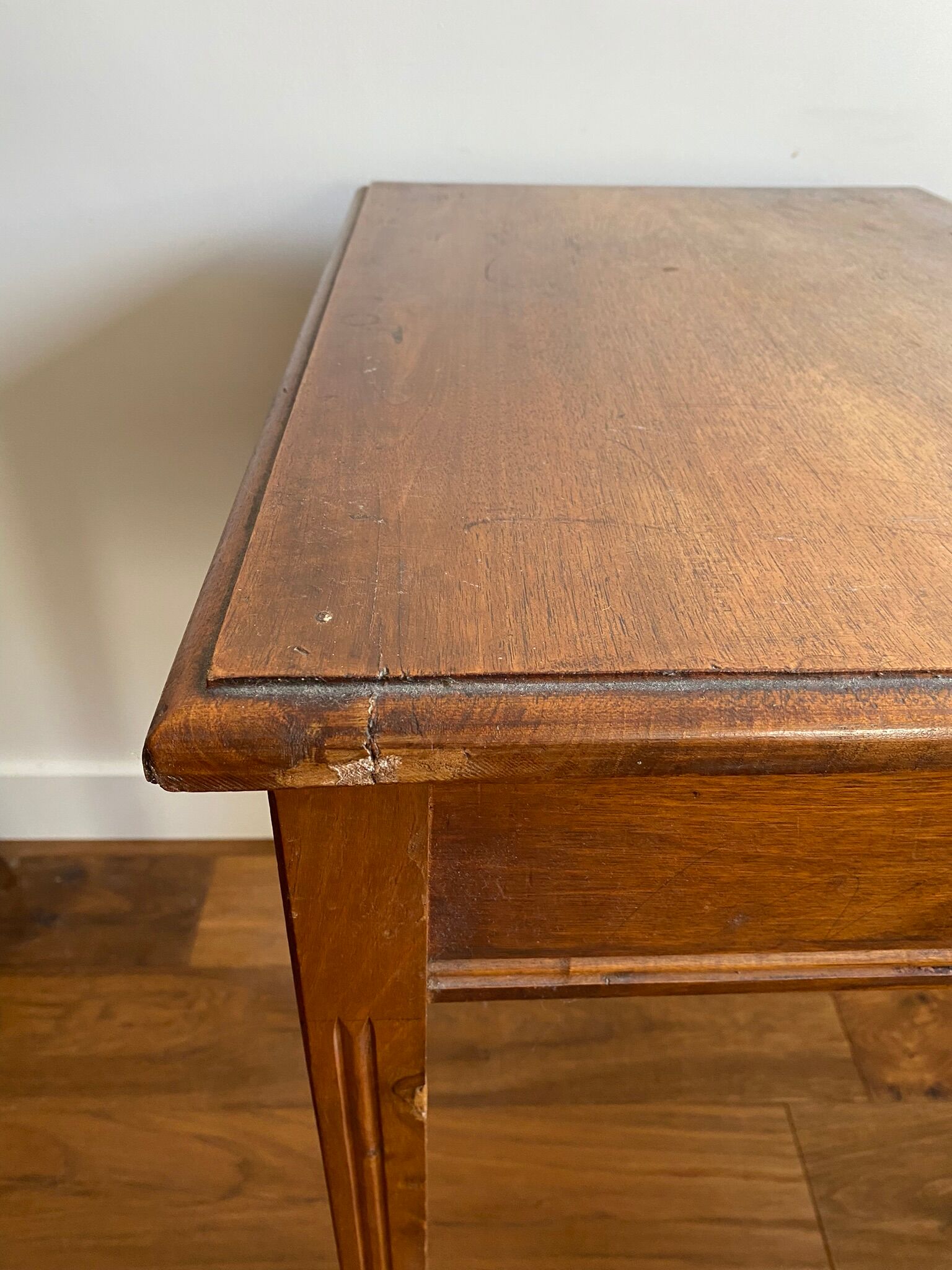 Old year 50 wooden desk