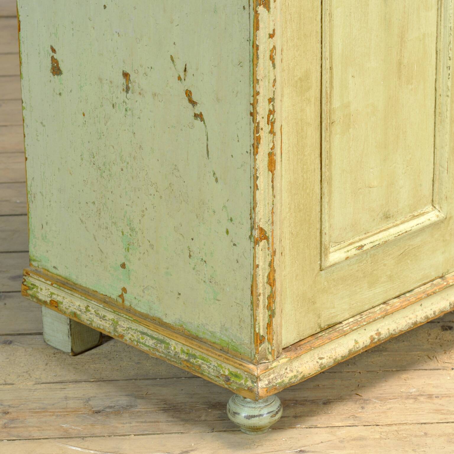 Solid pine dresser, 1910s