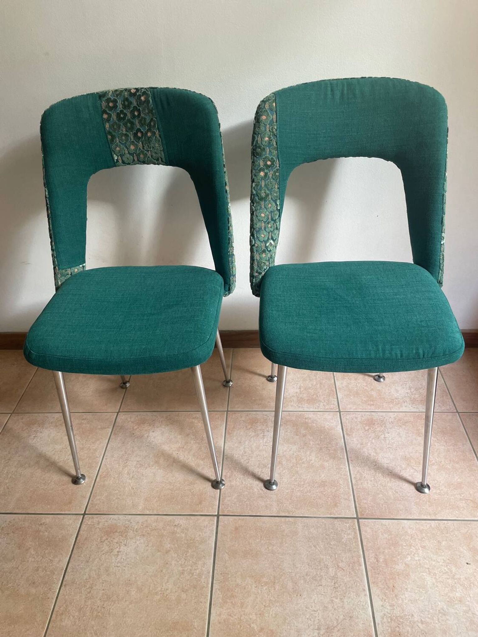 Pair of vintage conference chairs