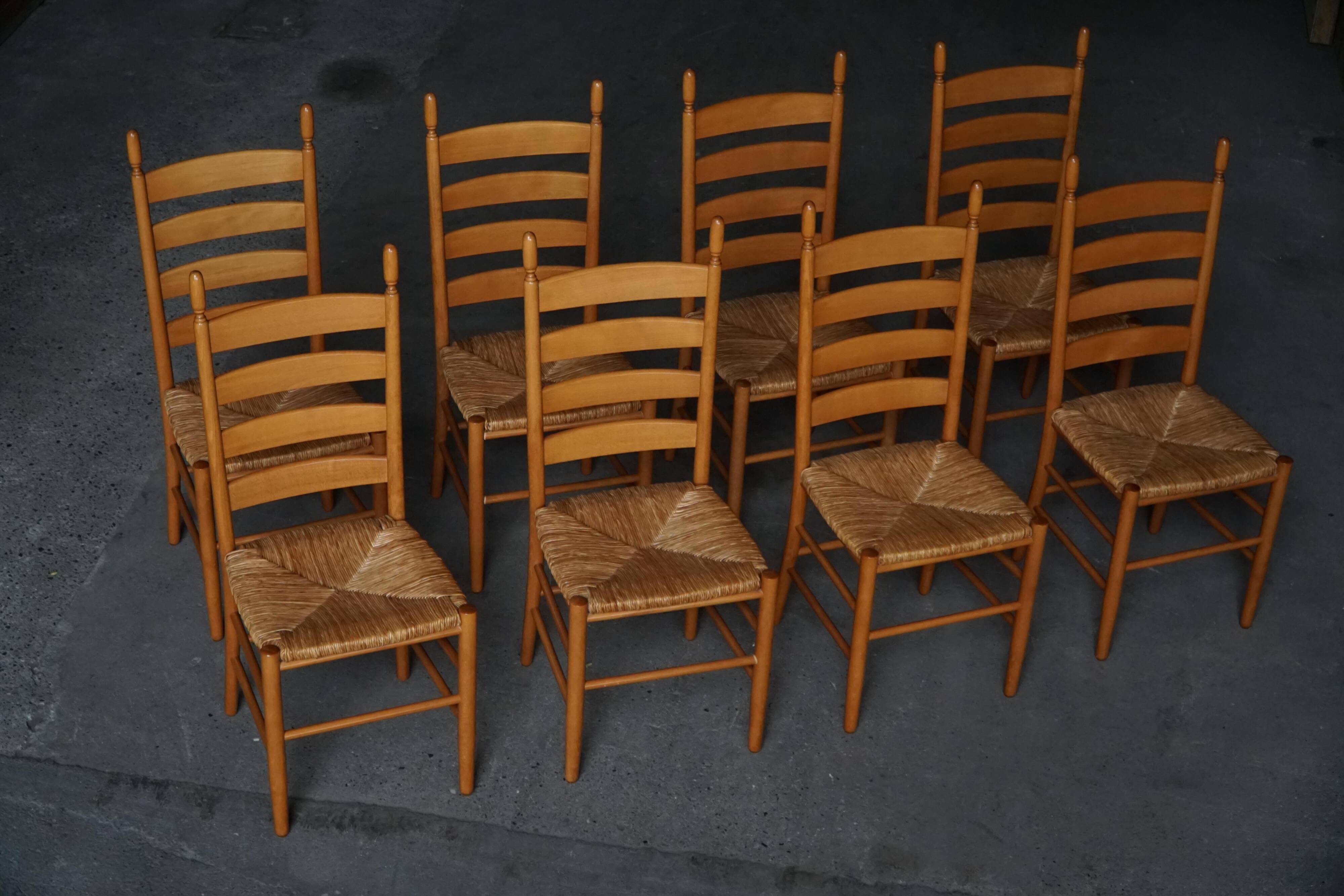 Set of 8 modern Italian dining chairs, beech with woven seats, 1960s.