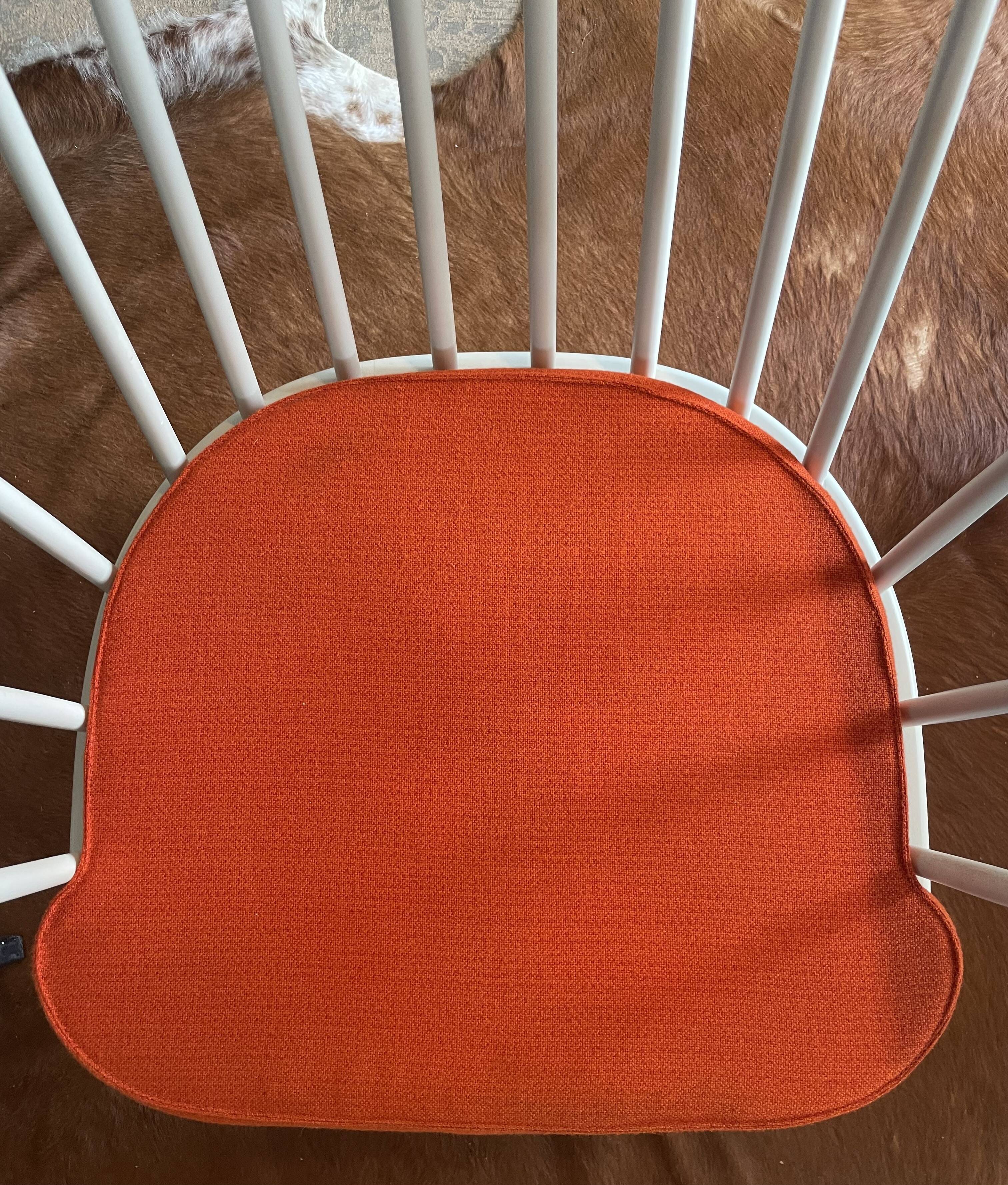 White and orange Nesto chair, model Grandessa by Lena Larson for Pastoe