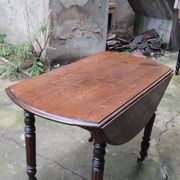 Table ronde Louis Philippe