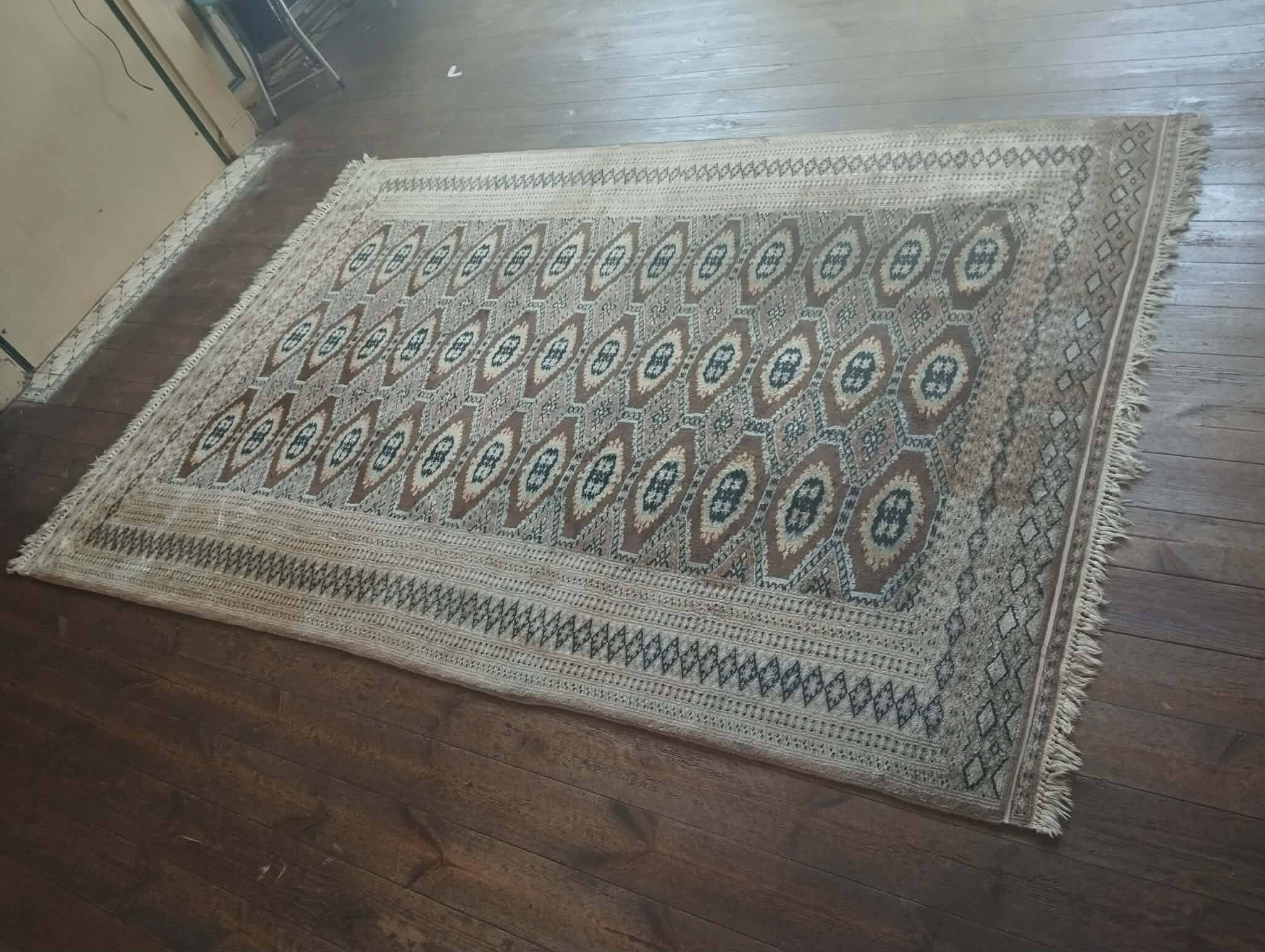 Handmade Pakistani Bukhara rug 230x161cm