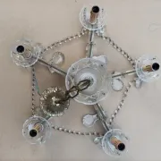 Very beautiful Venetian chandelier with 5 lights / complete and in working condition.