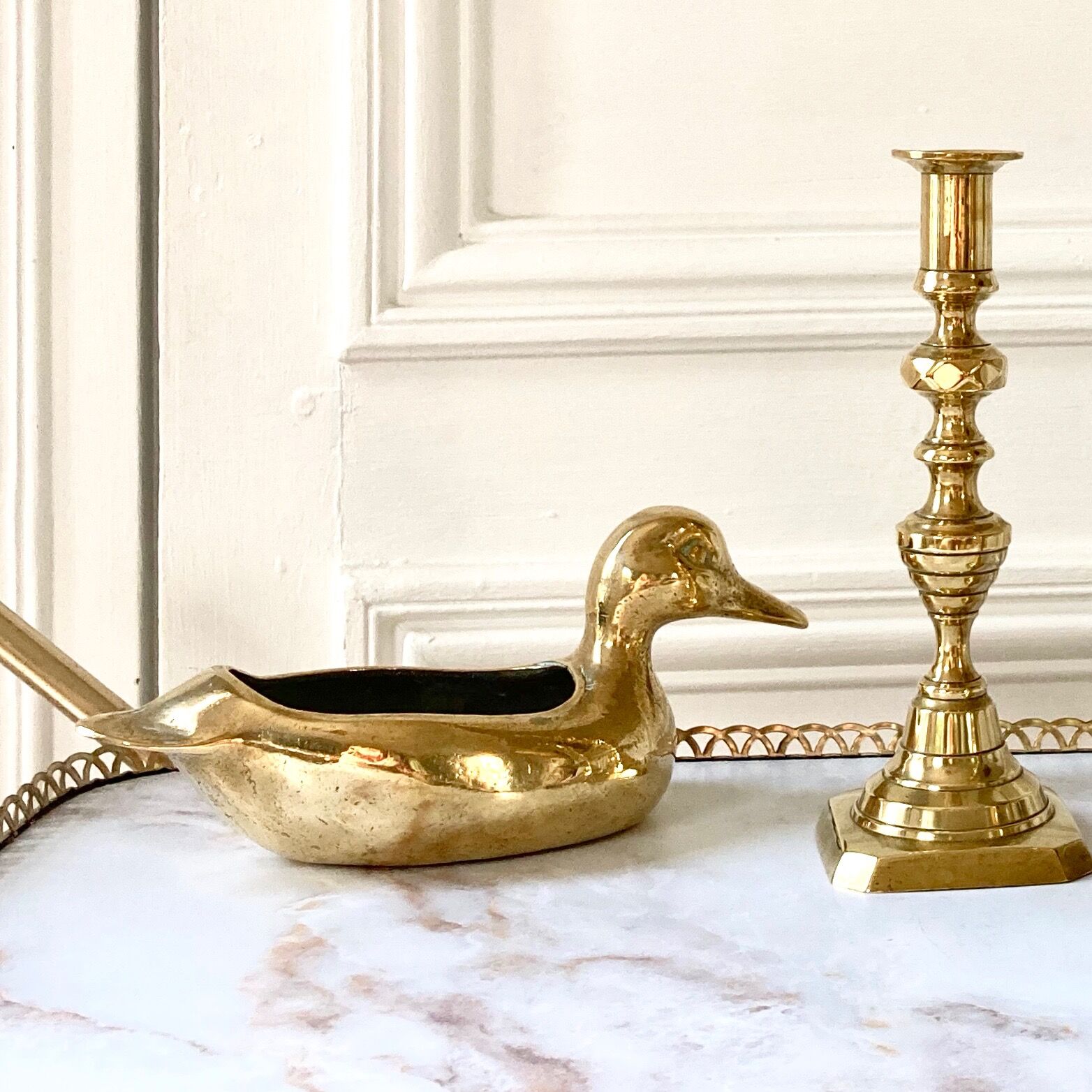 Empty solid brass duck pocket