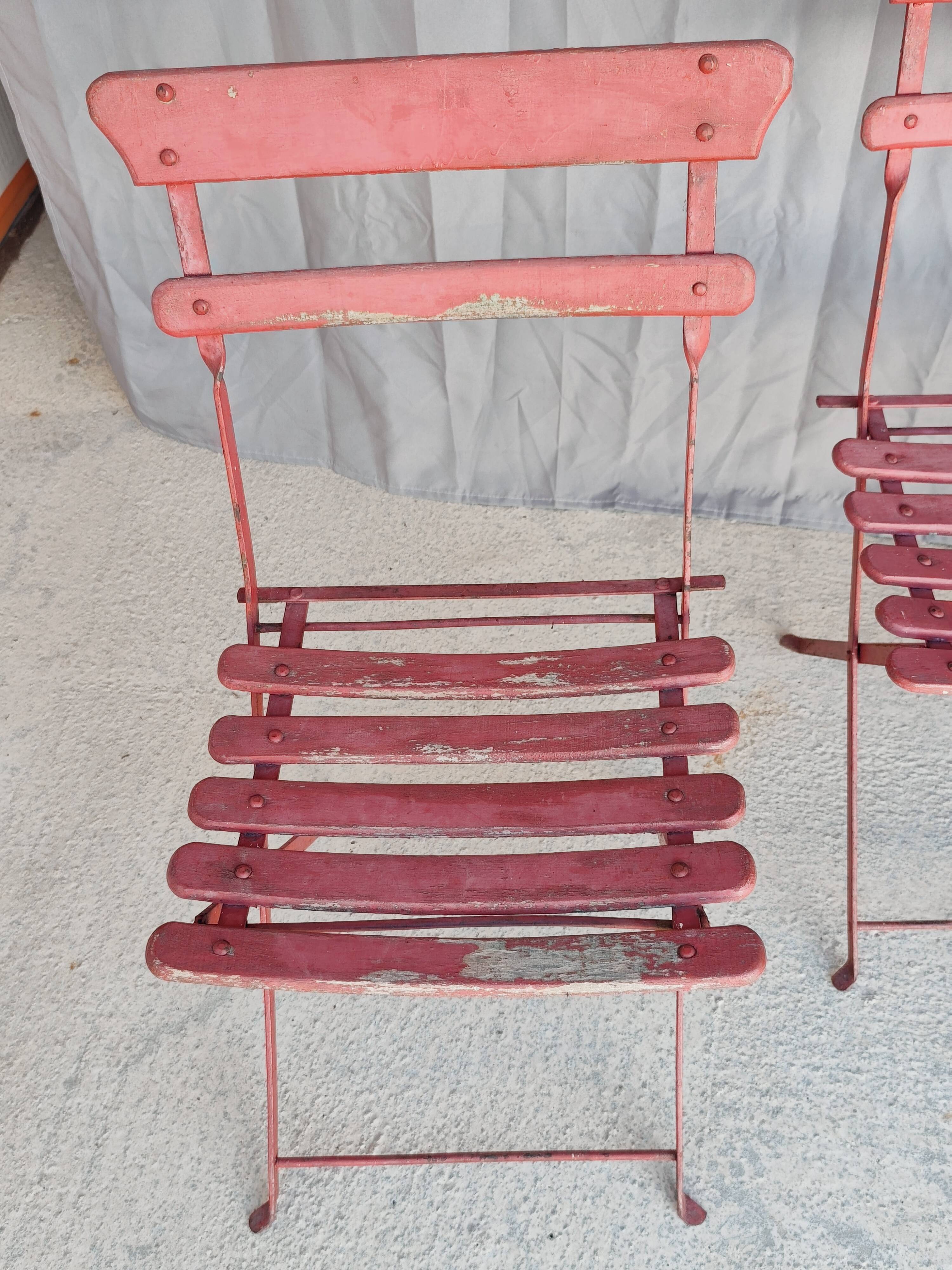 Set of 4 vintage folding garden chairs