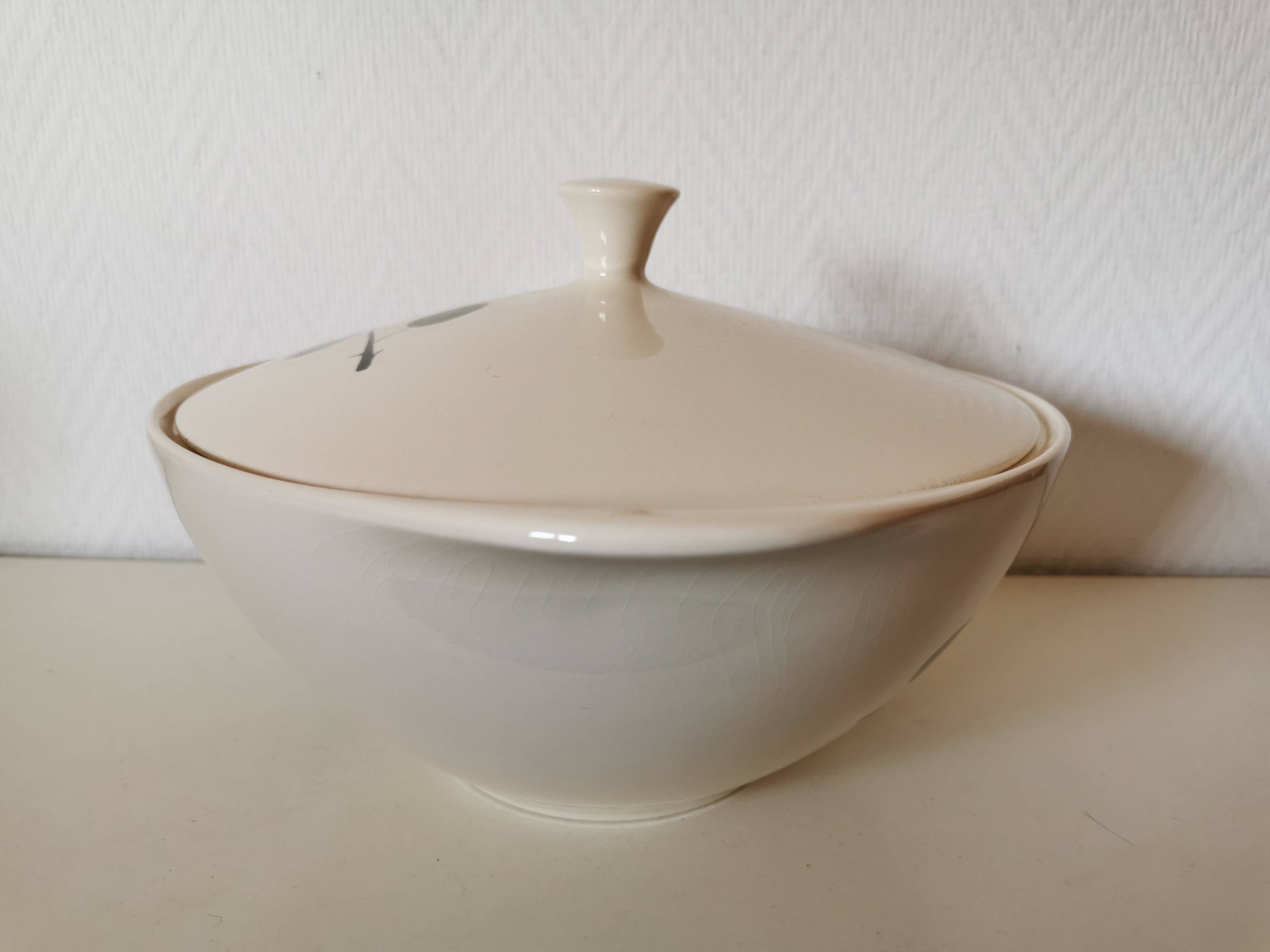saladier , soupière, Villeroy et boch motif de fleur