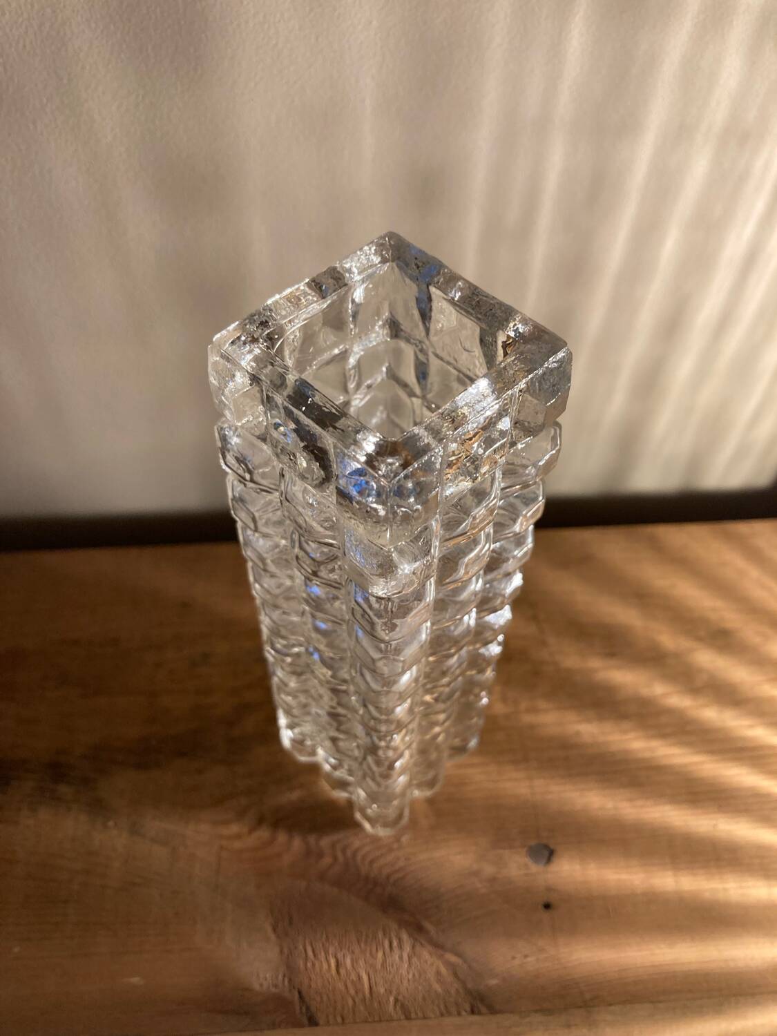 Bubble glass vase