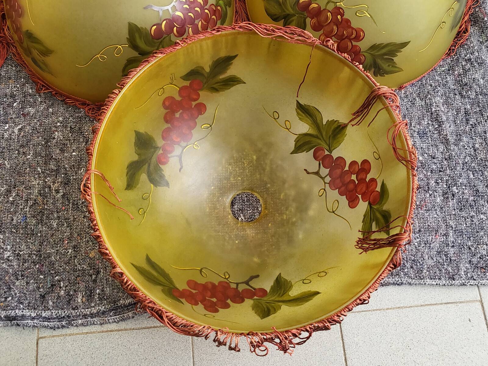 Set of 10 vintage 1960s glass shade lamps with grape decoration