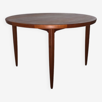 Table de salle à manger scandinave vers 1960