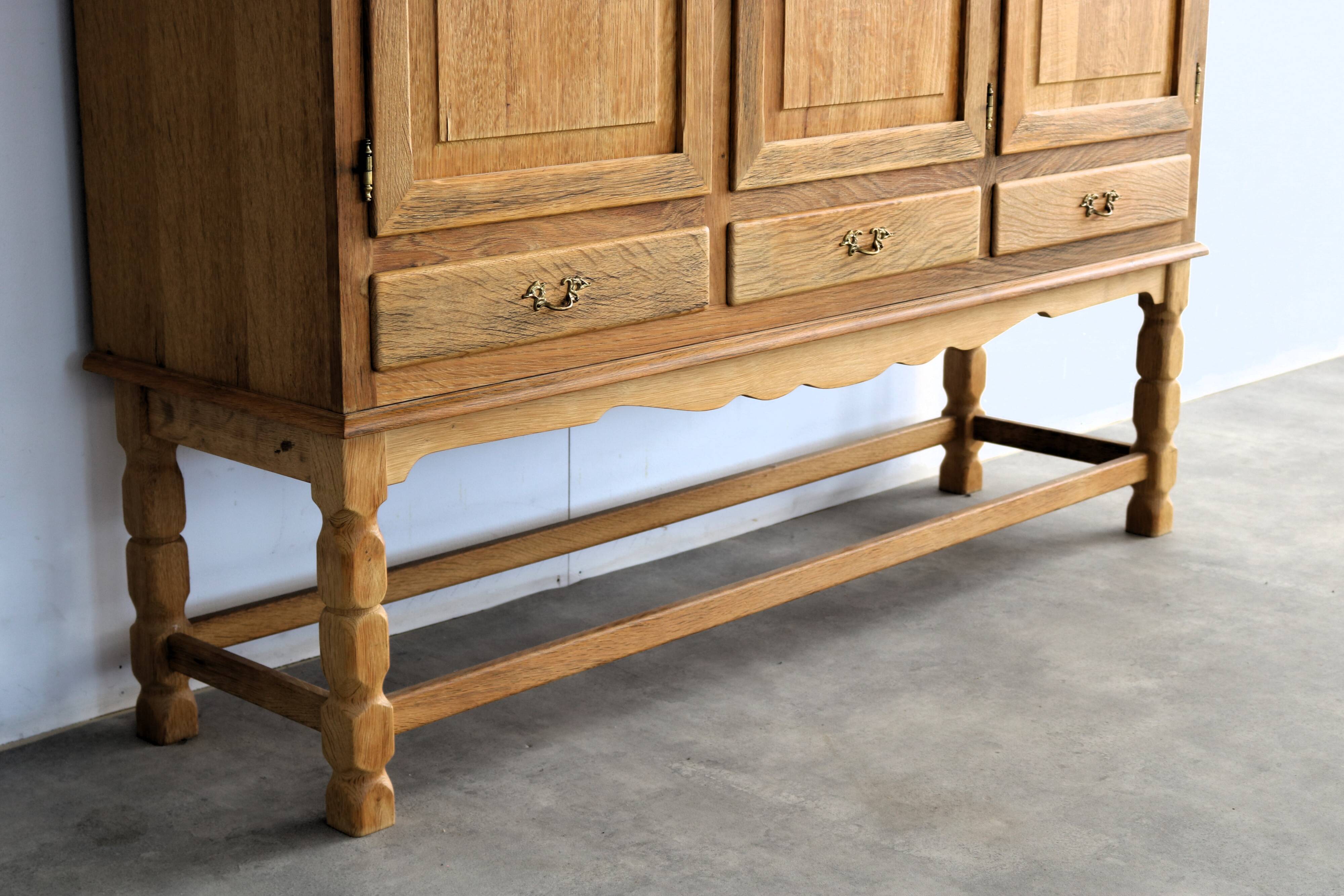 vintage wall cupboard | cupboard | Danish