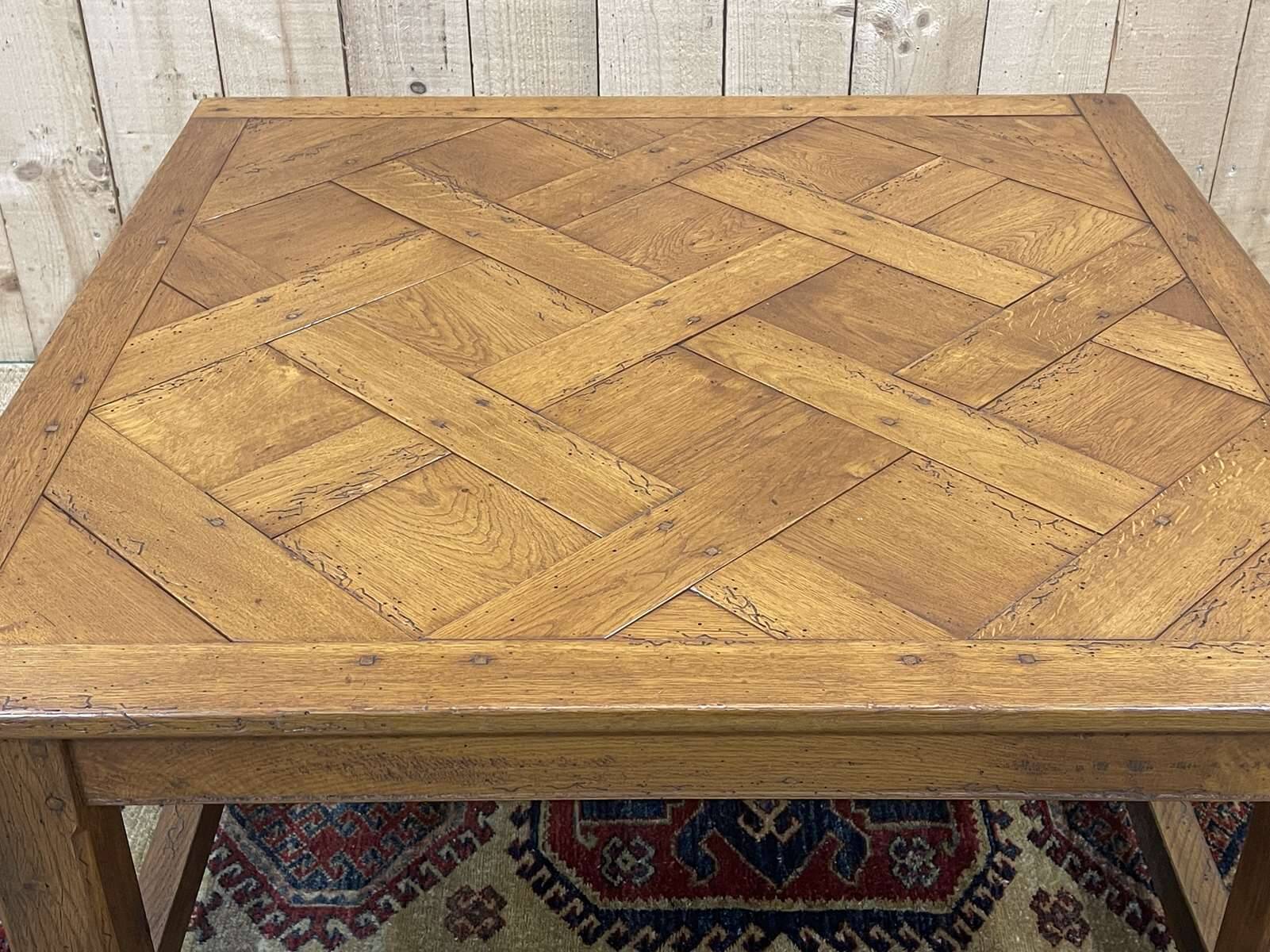 Table basse en chêne des années 1950
