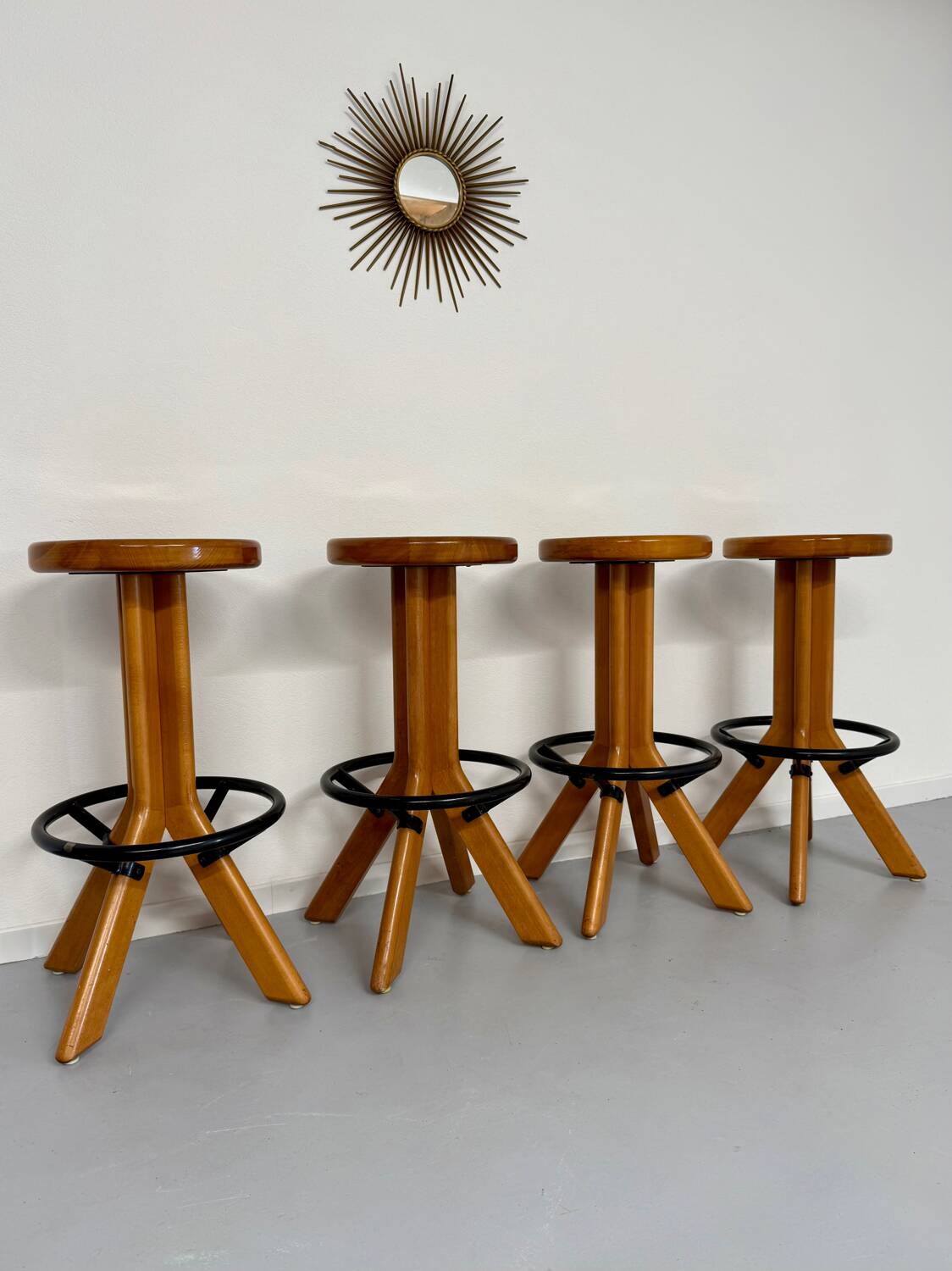 Set of 4 solid elm wood bar stools, vintage 70s design
