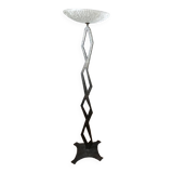 Lampadaire en fer forgé martelé vers 1940