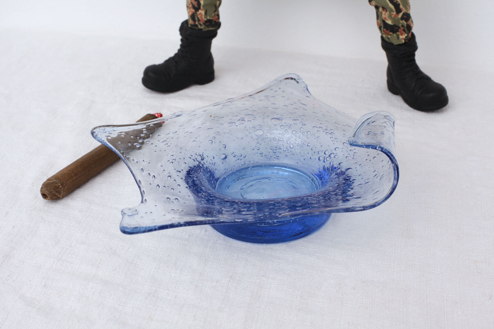 Murano glass handkerchief ashtray