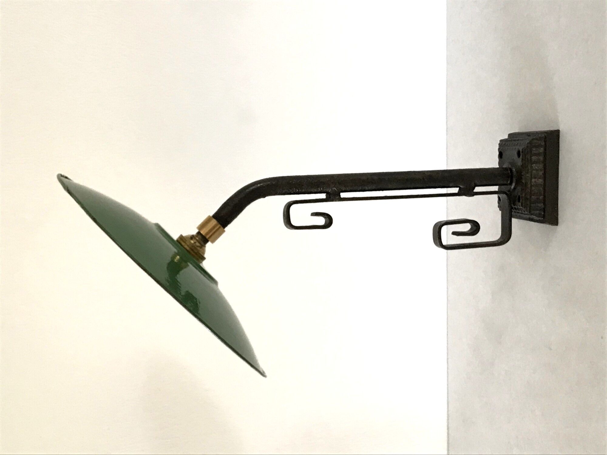 Vintage art deco workshop wall lamp
