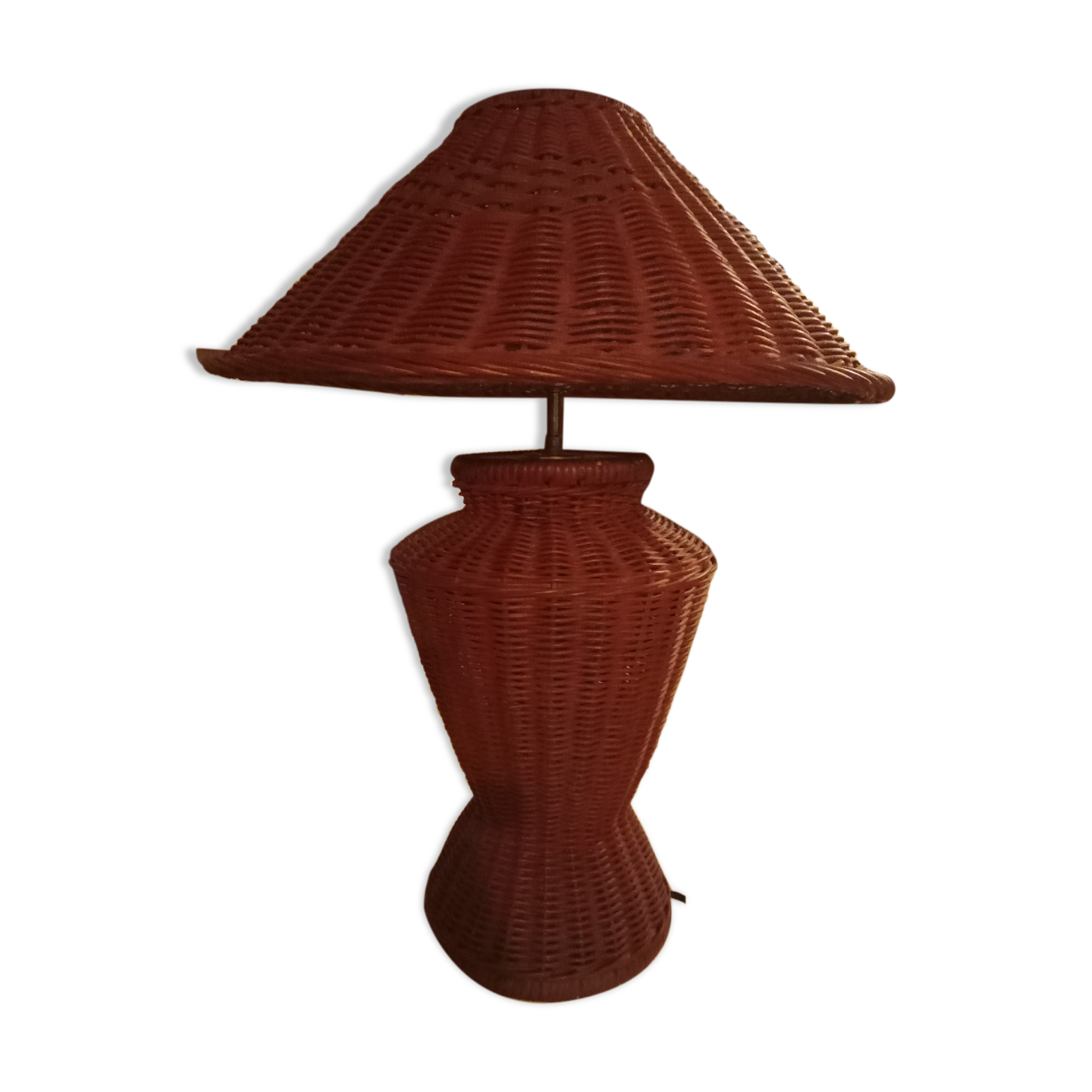 Rattan table lamp