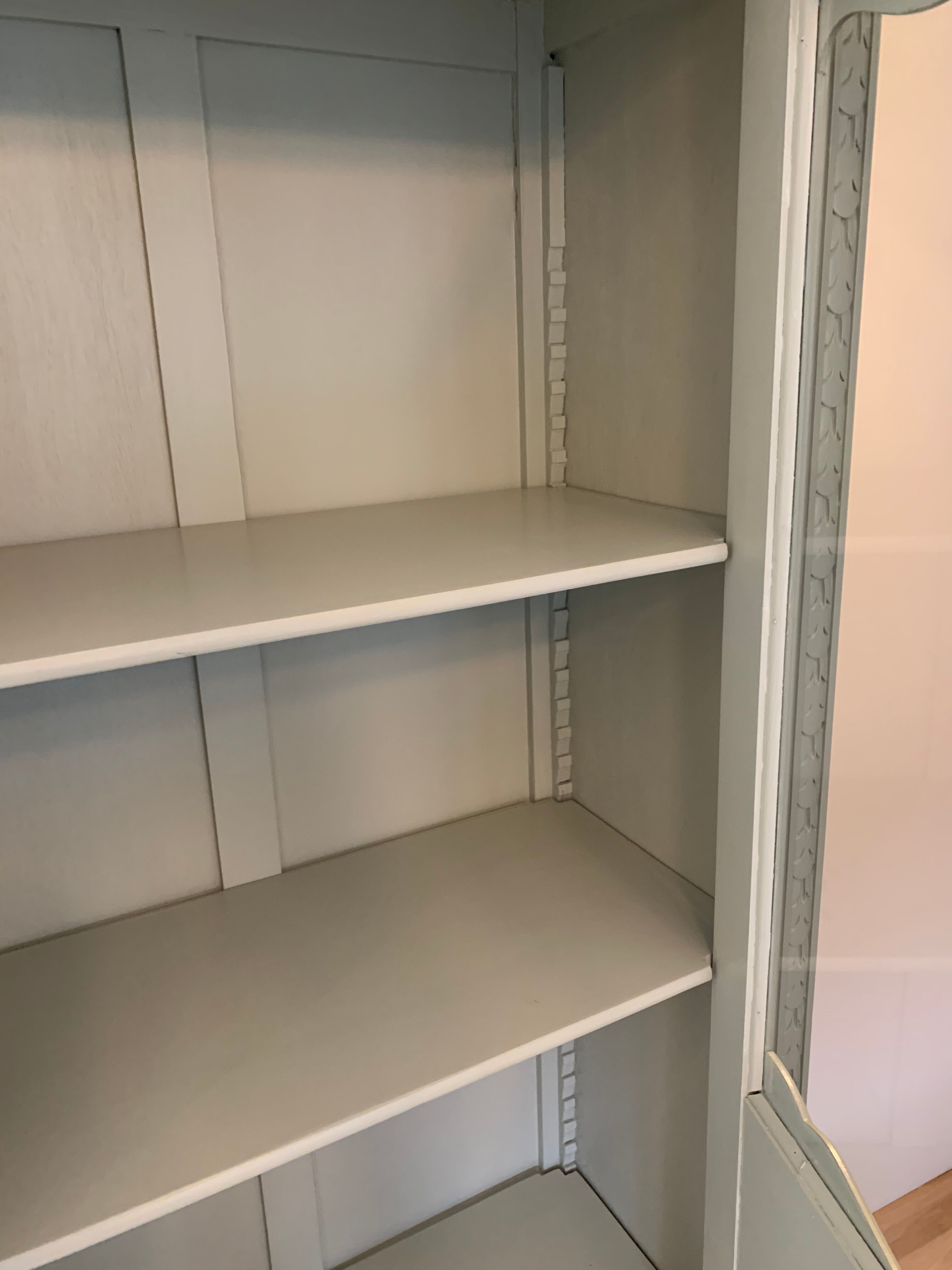 Glass-glazed bonnetière