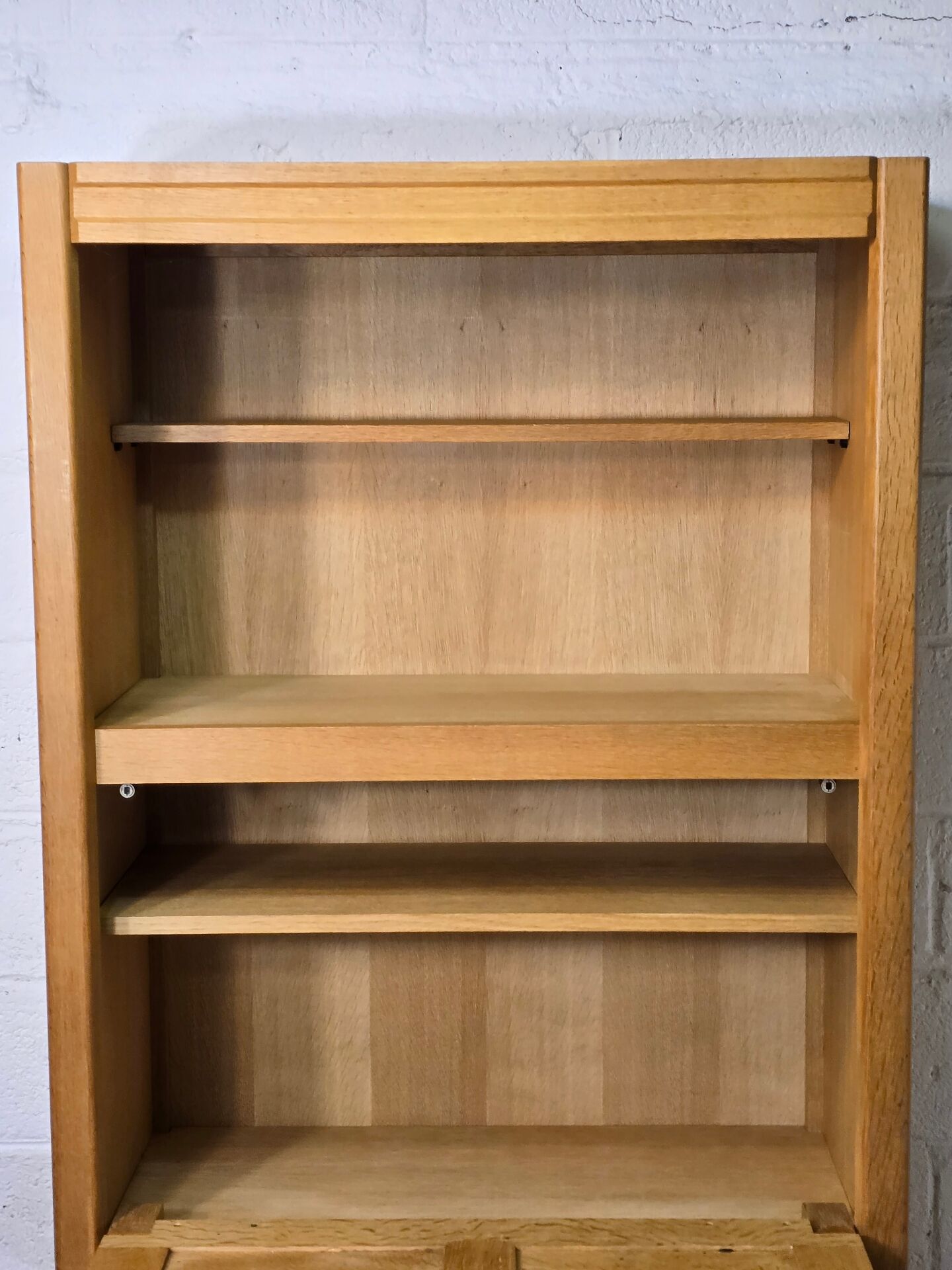 Secretary of the Guillerme and Chambron library "Your home"