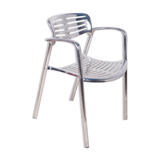 Fauteuil empilable en aluminium par Jorge Pensi pour Amat 3, années 1980