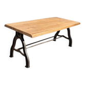 Table de ferme en hêtre massif et pieds en fonte d’acier