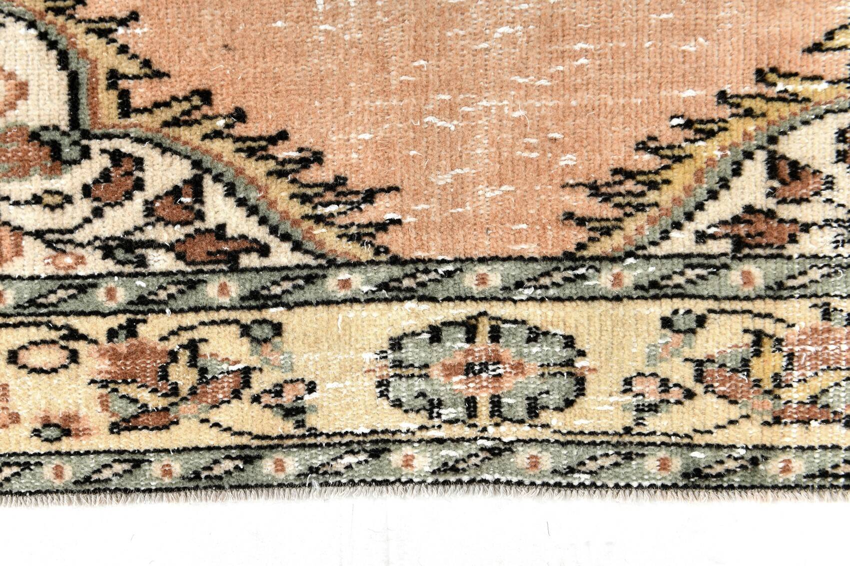 6x9 Peach & Light Green Oriental Vintage Area Rug, 183x273Cm