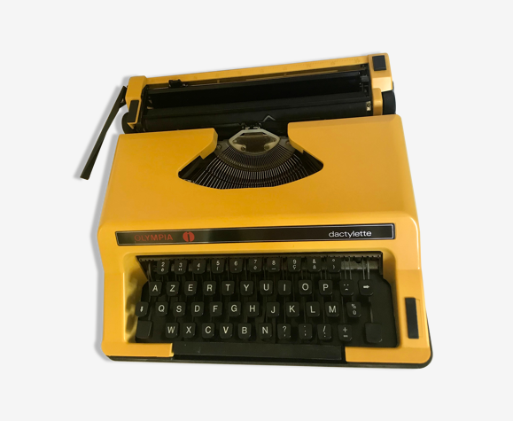 Typewriter Olympia Dactylette