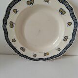 K&G Lunéville "Rouen Clover" plate circa 1880-1900