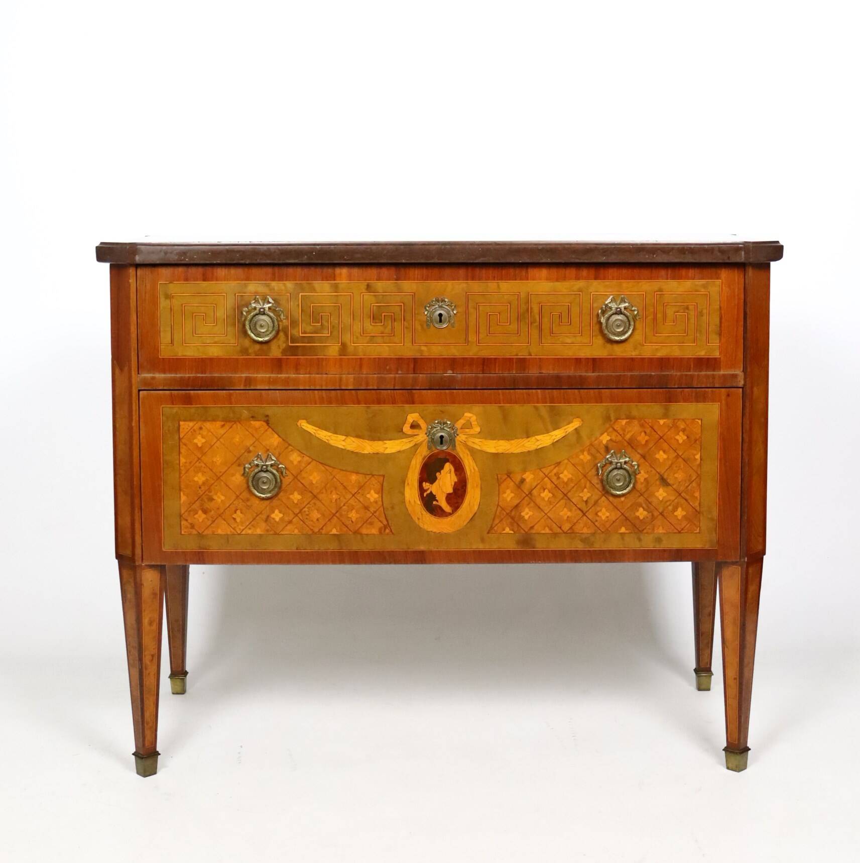 Commode de style Gustavien