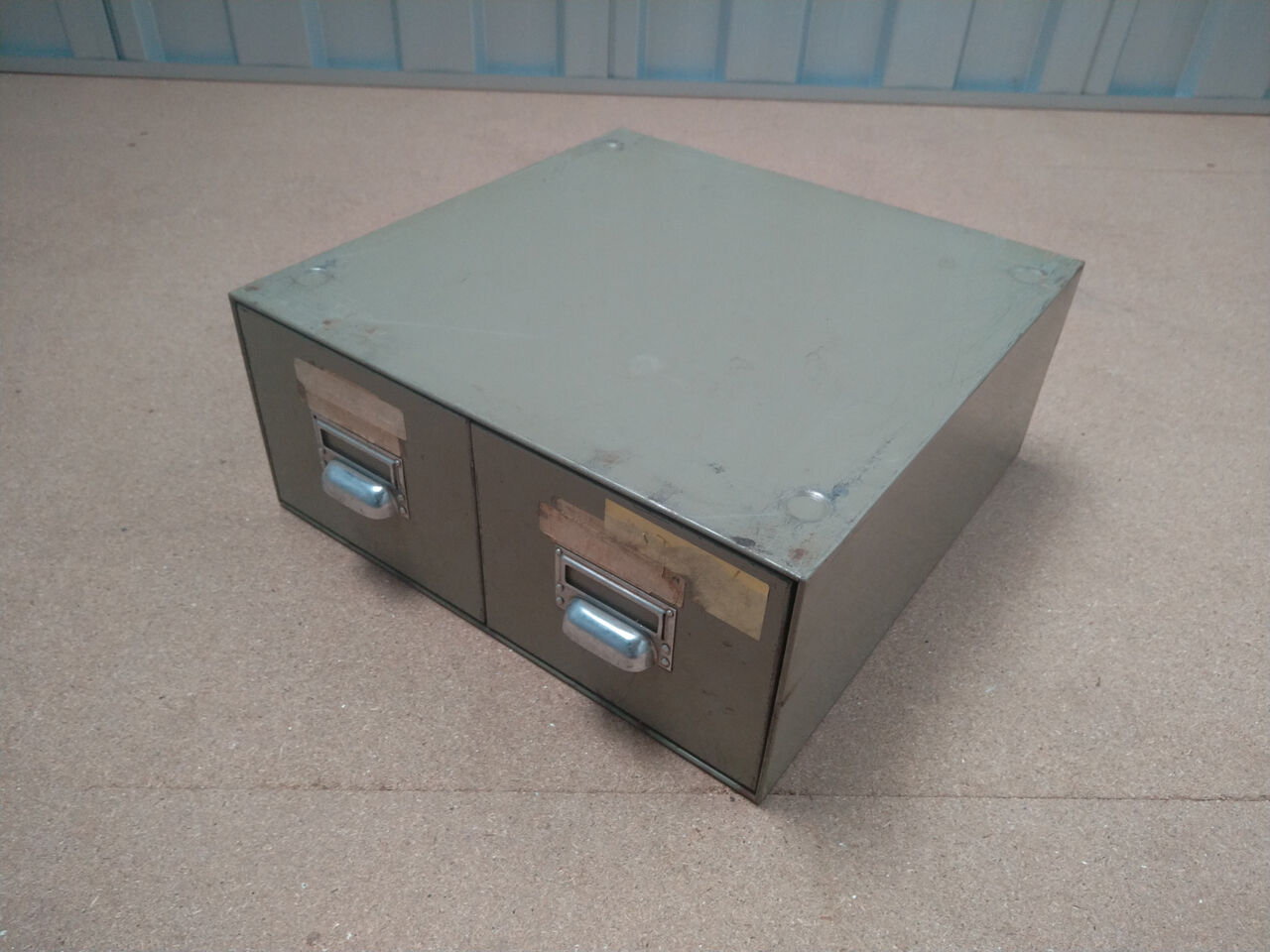 Paire de tiroirs en métal - Ensemble de 4