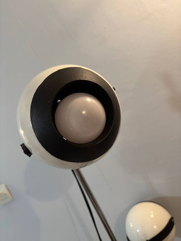 Lampadaire deux lampes eyeball vintage des années 70 chromés et laqué