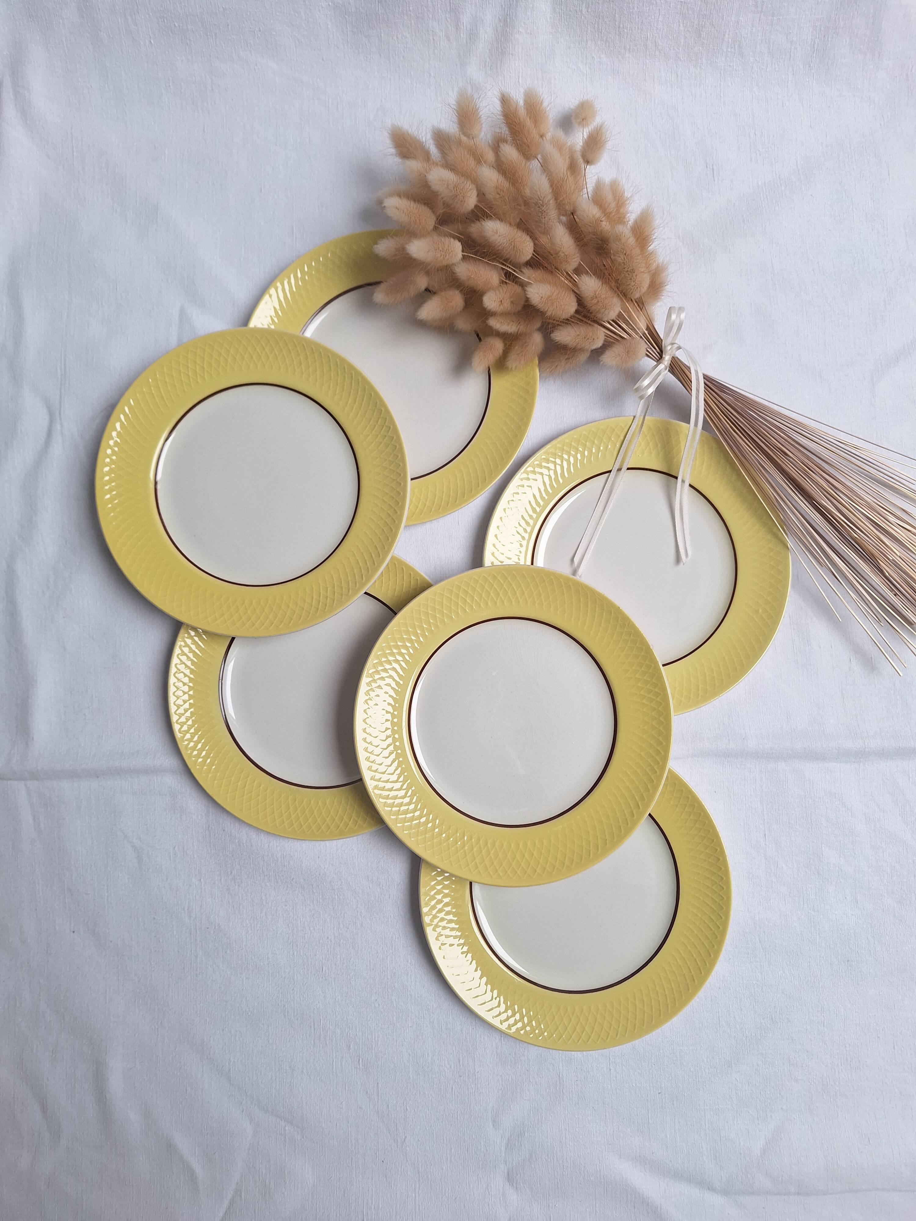 Moulin des Loups dessert plates