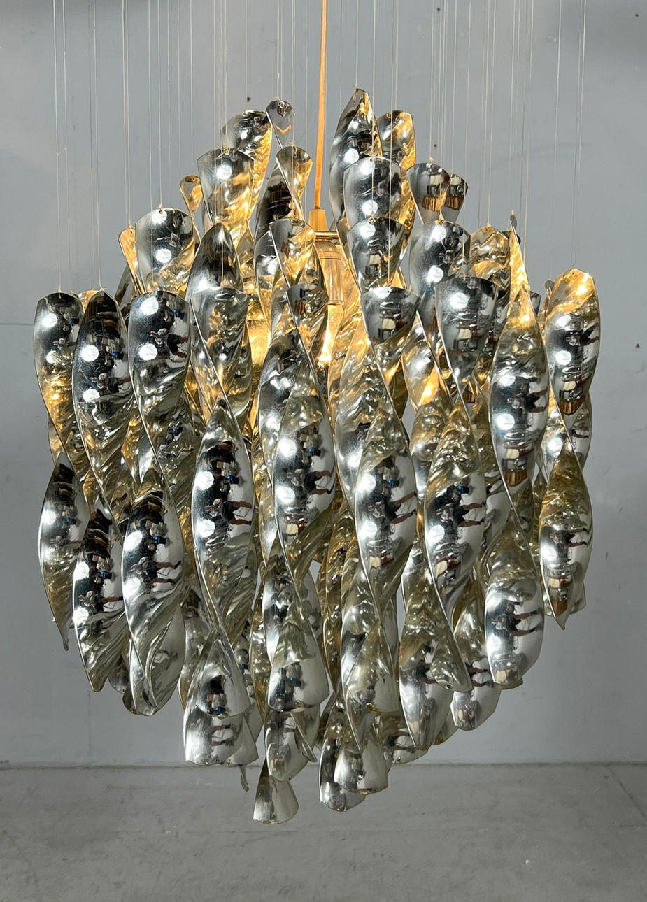 Mid-century spiral ceiling lamp by Verner Panton for Lüber AG, model SP1, Germany, 1970s, early example.