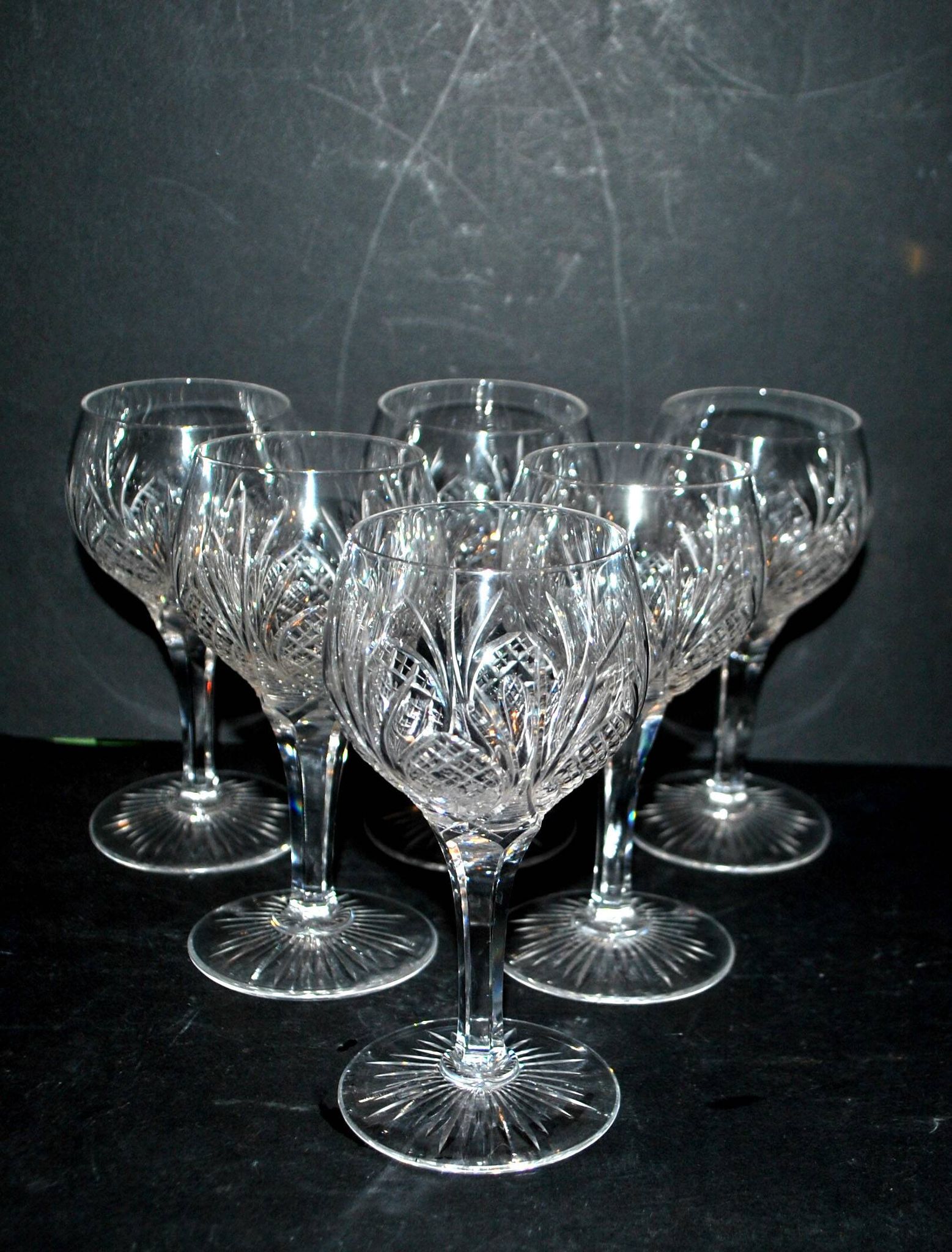 Set of 6 white wine glasses 1900 in cut crystal BACCARAT model 9157 catalog 1907 H13.5