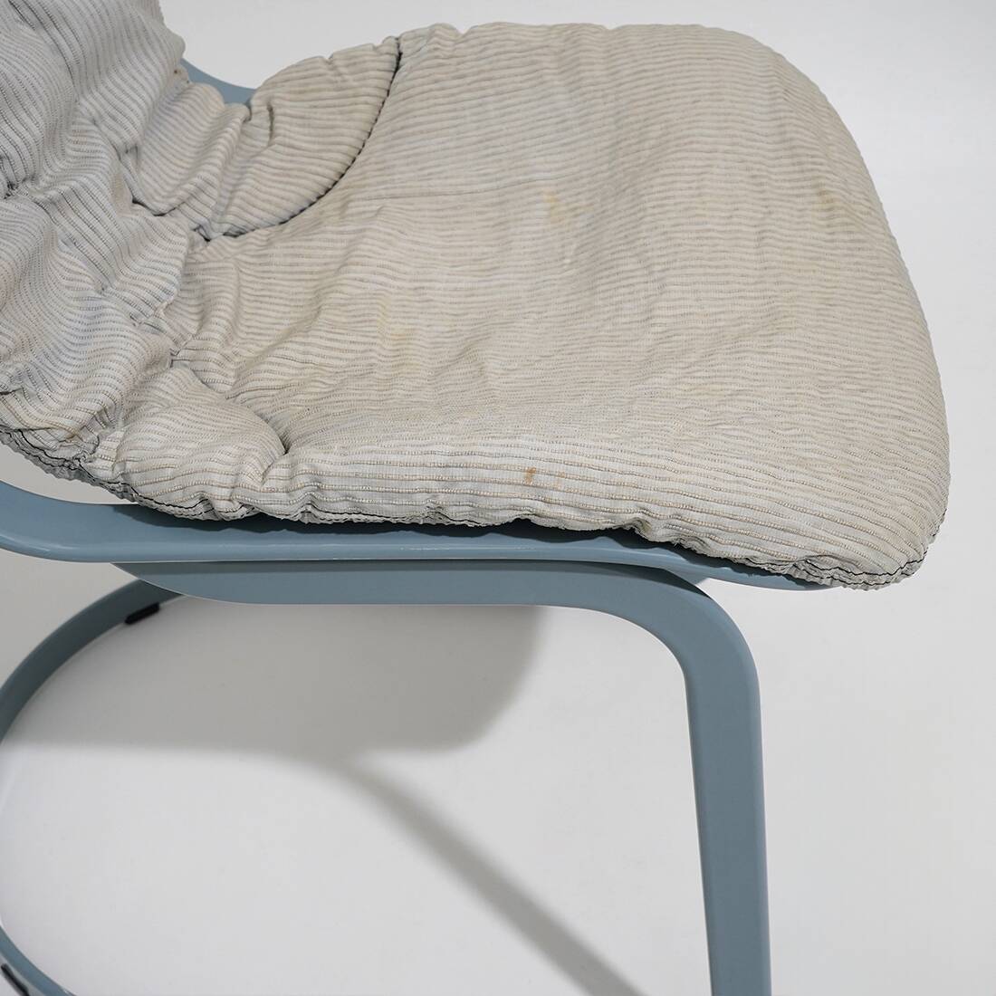 Ensemble de 4 chaises "077" par Studio Cidue pour Cidue, années 1970.