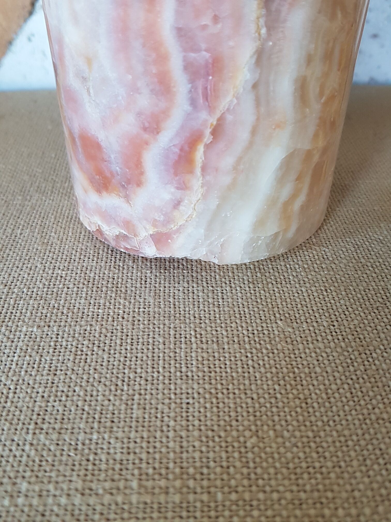 Vase roll cylinder tube marble